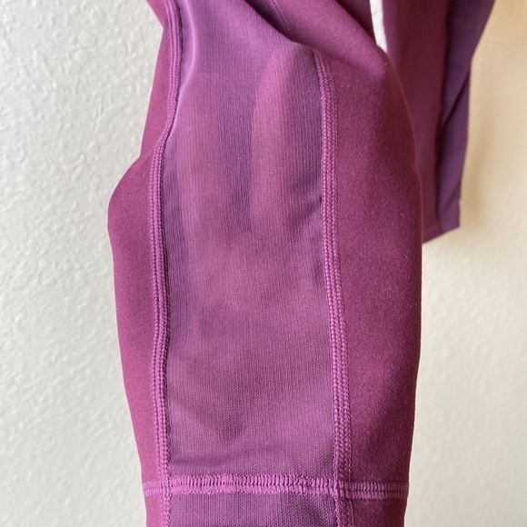 Fabletics On-The-Go PowerHold Legging - Picture 4 of 13